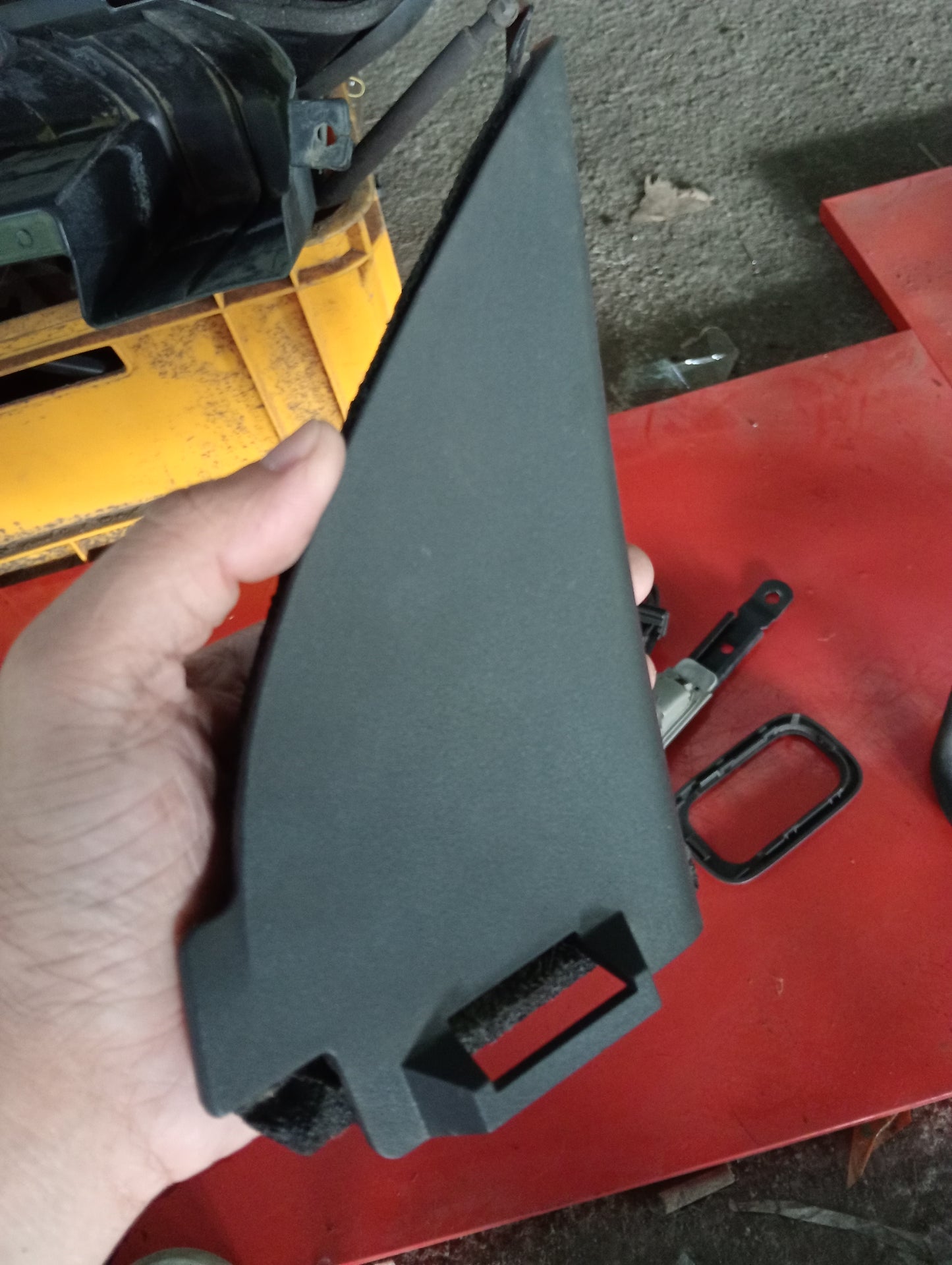 Nissan | X-Trail | Passenger Side Interior Panel Cover