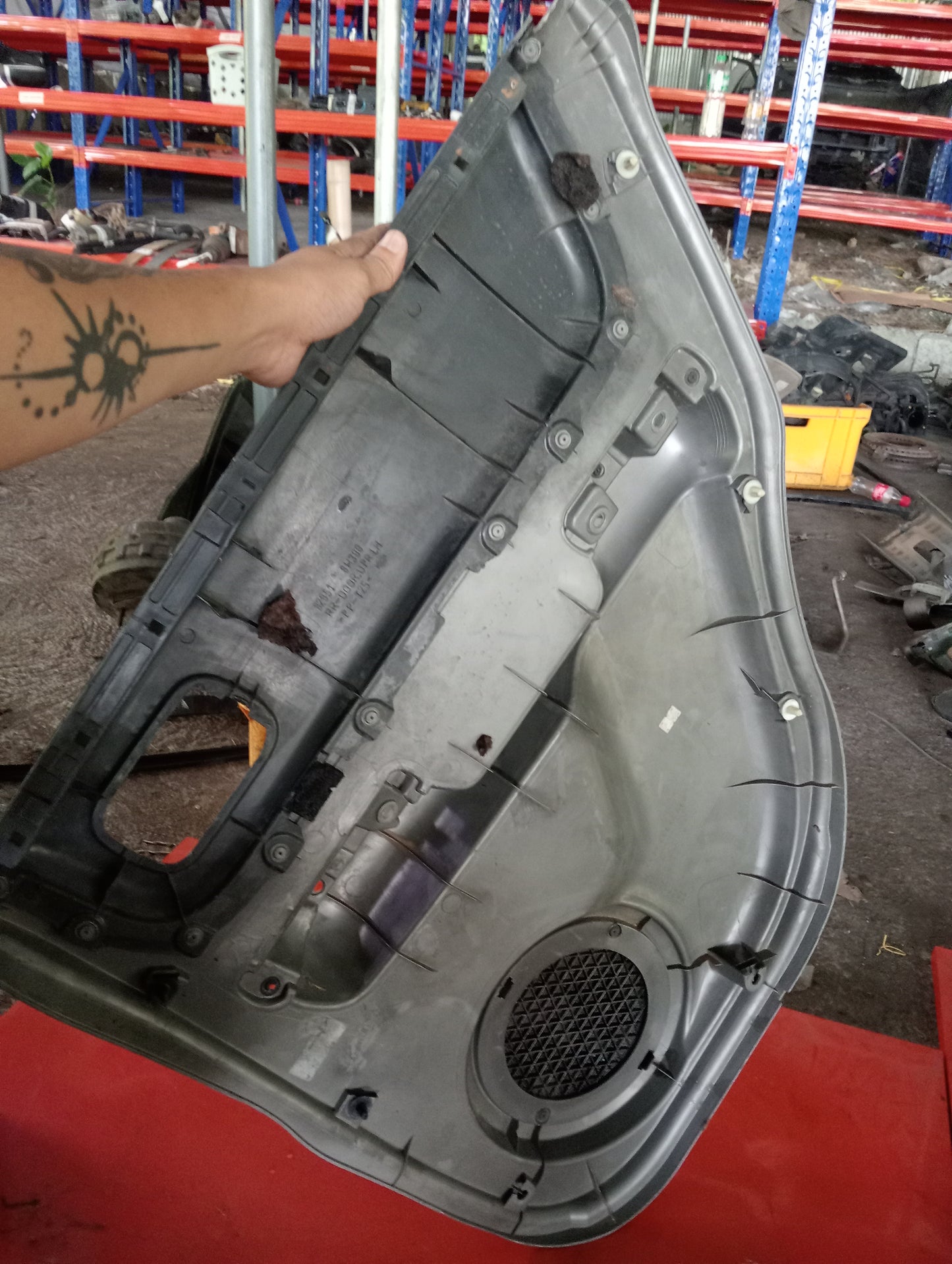 Nissan | X-Trail | Rear Driver Side Door Sidings