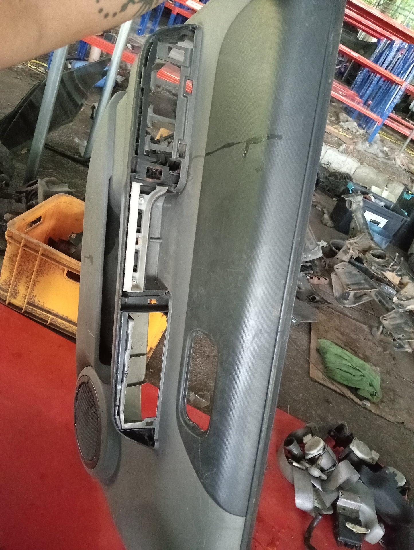 Nissan | X-Trail | Front Driver Side Sidings