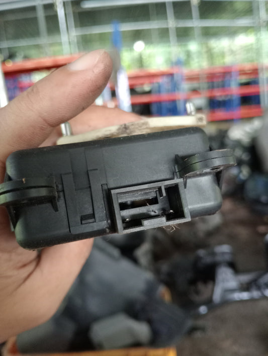 Nissan | X-Trail | Heather Actuator