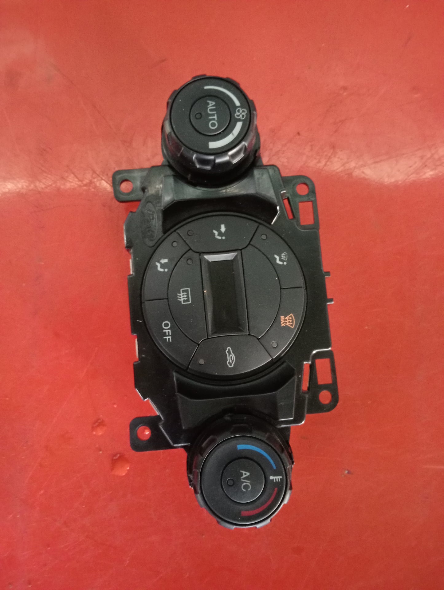 Ford Ecosport | Titanium | Climate Control