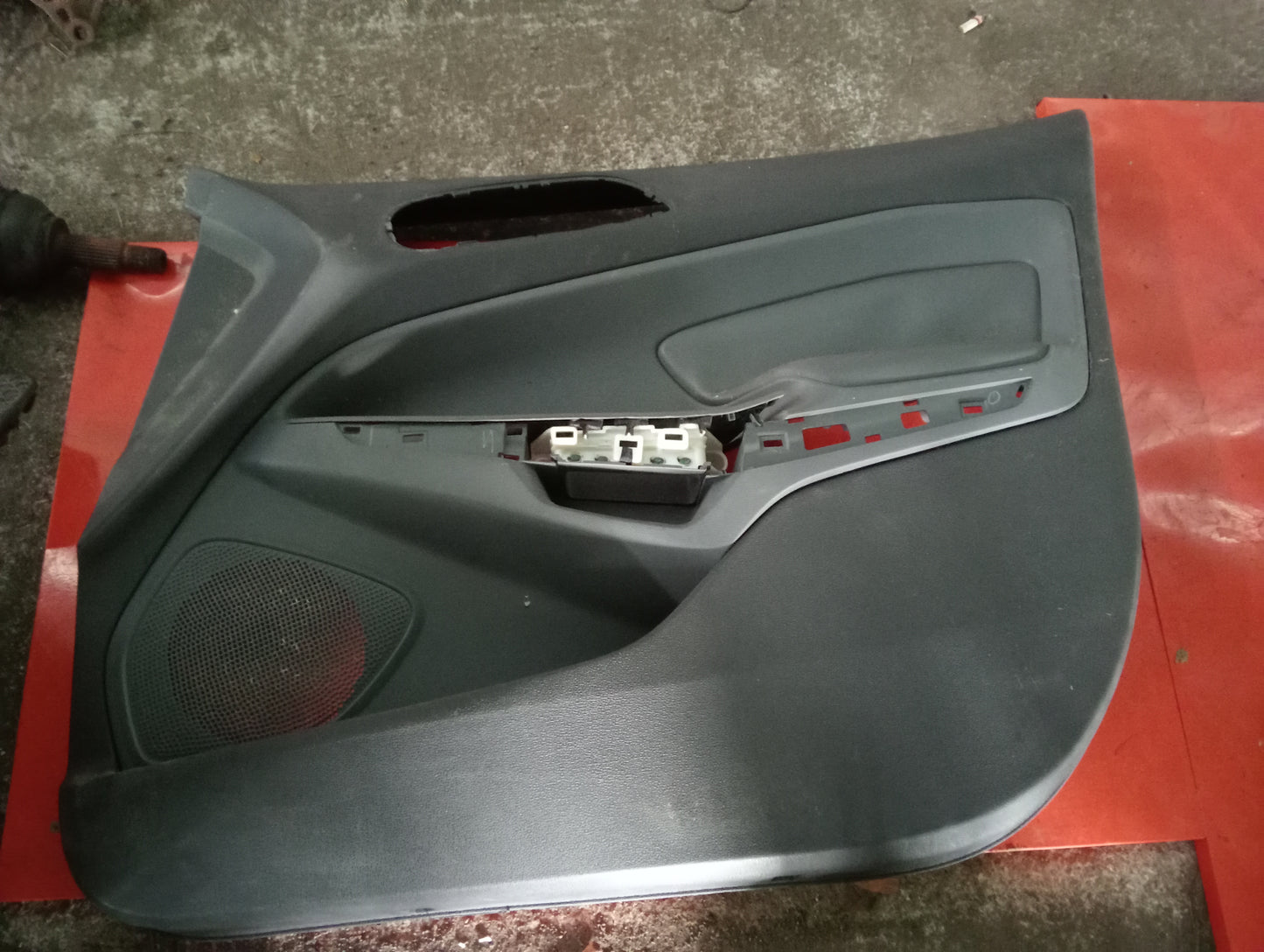 Ford Ecosport | Titanium | Rear Passenger Side Door Sidings