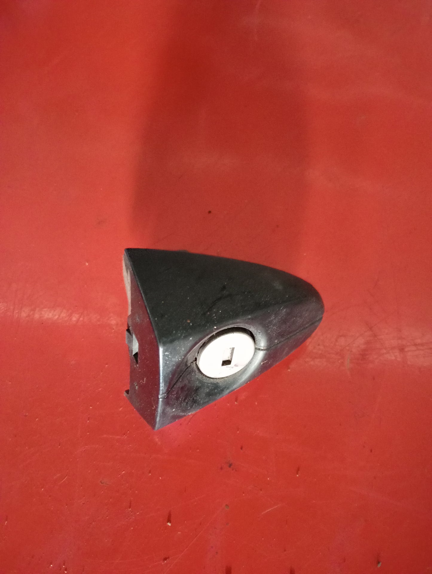 Ford Ecosport | Titanium | Door Handle Key Hole