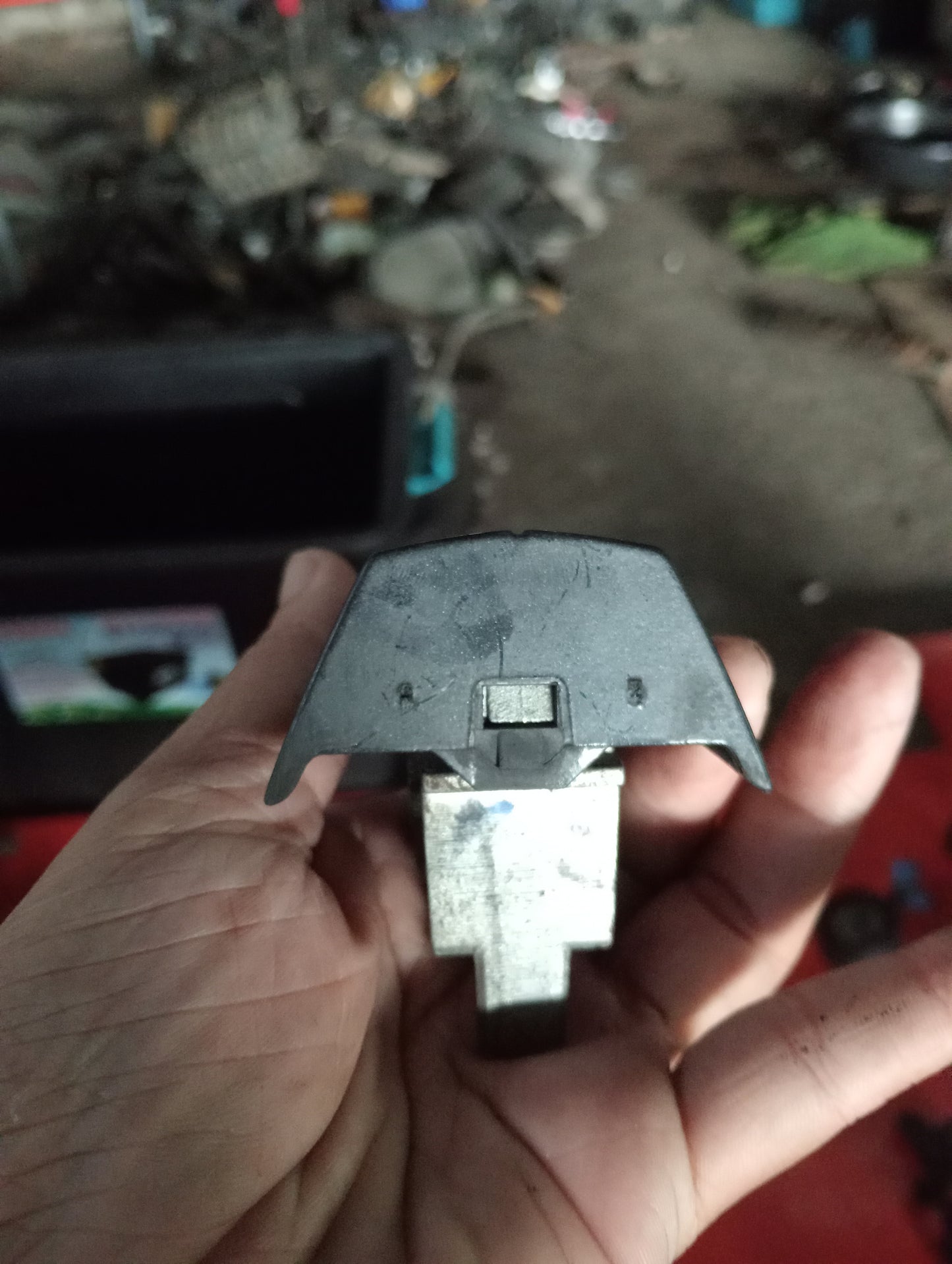 Ford Ecosport | Titanium | Door Handle Key Hole