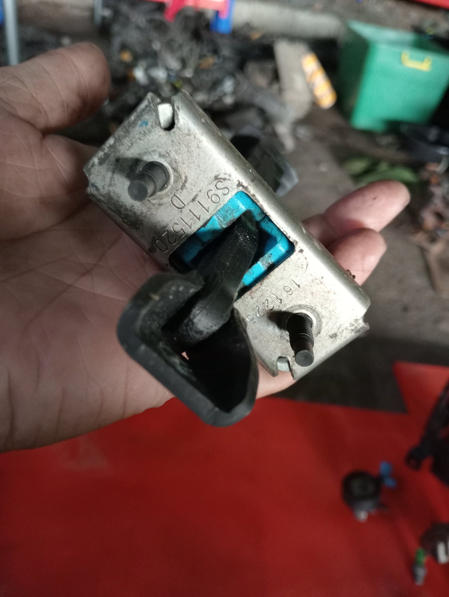 Ford Ecosport | Titanium | Door Hinge