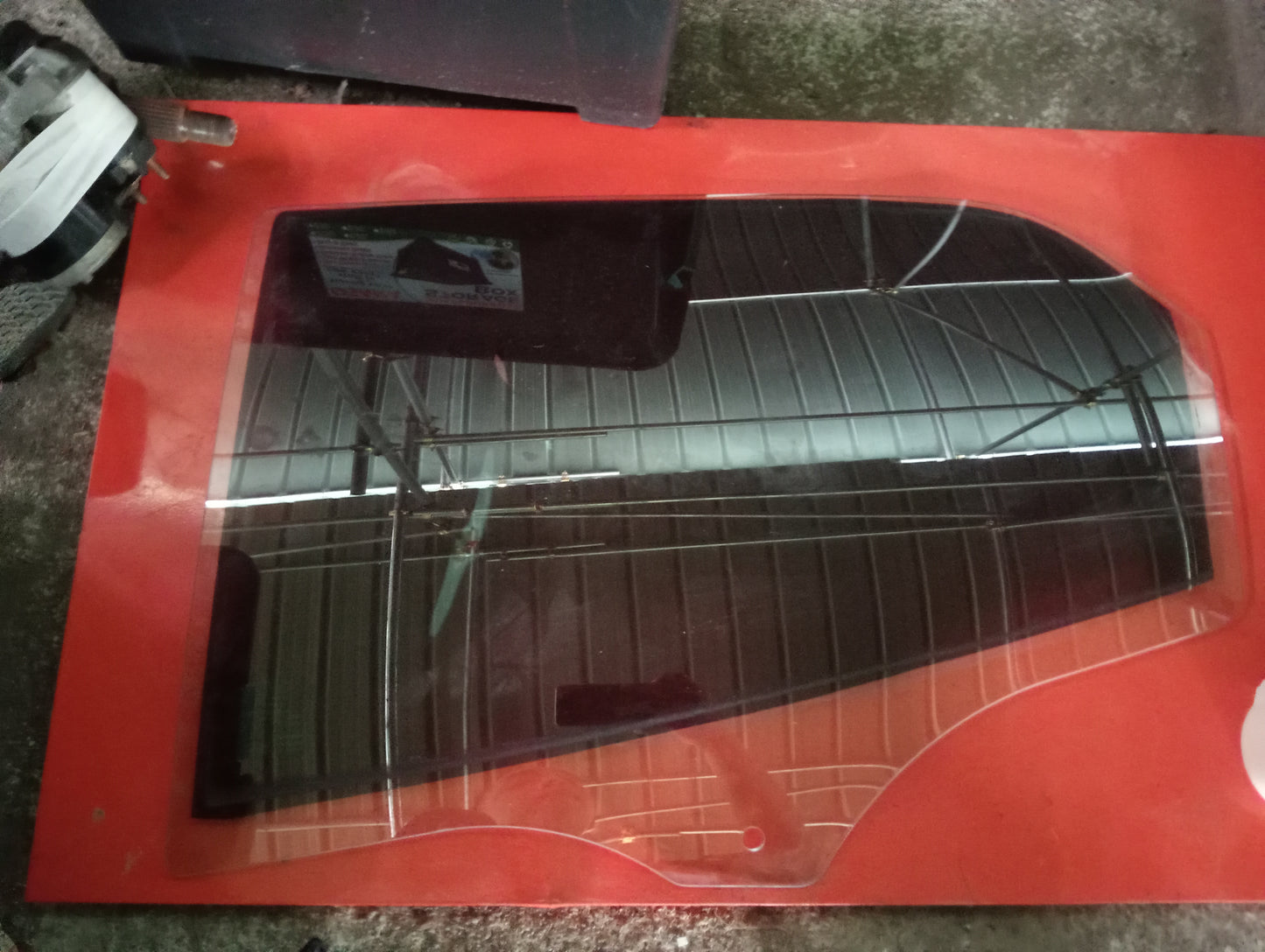Ford Ecosport | Titanium | Window Glass Rear Driver Side