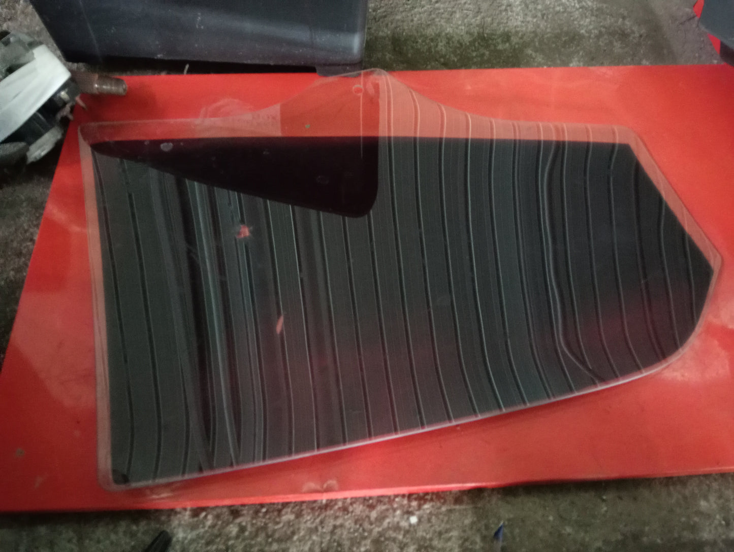 Ford Ecosport | Titanium | Window Glass Rear Driver Side