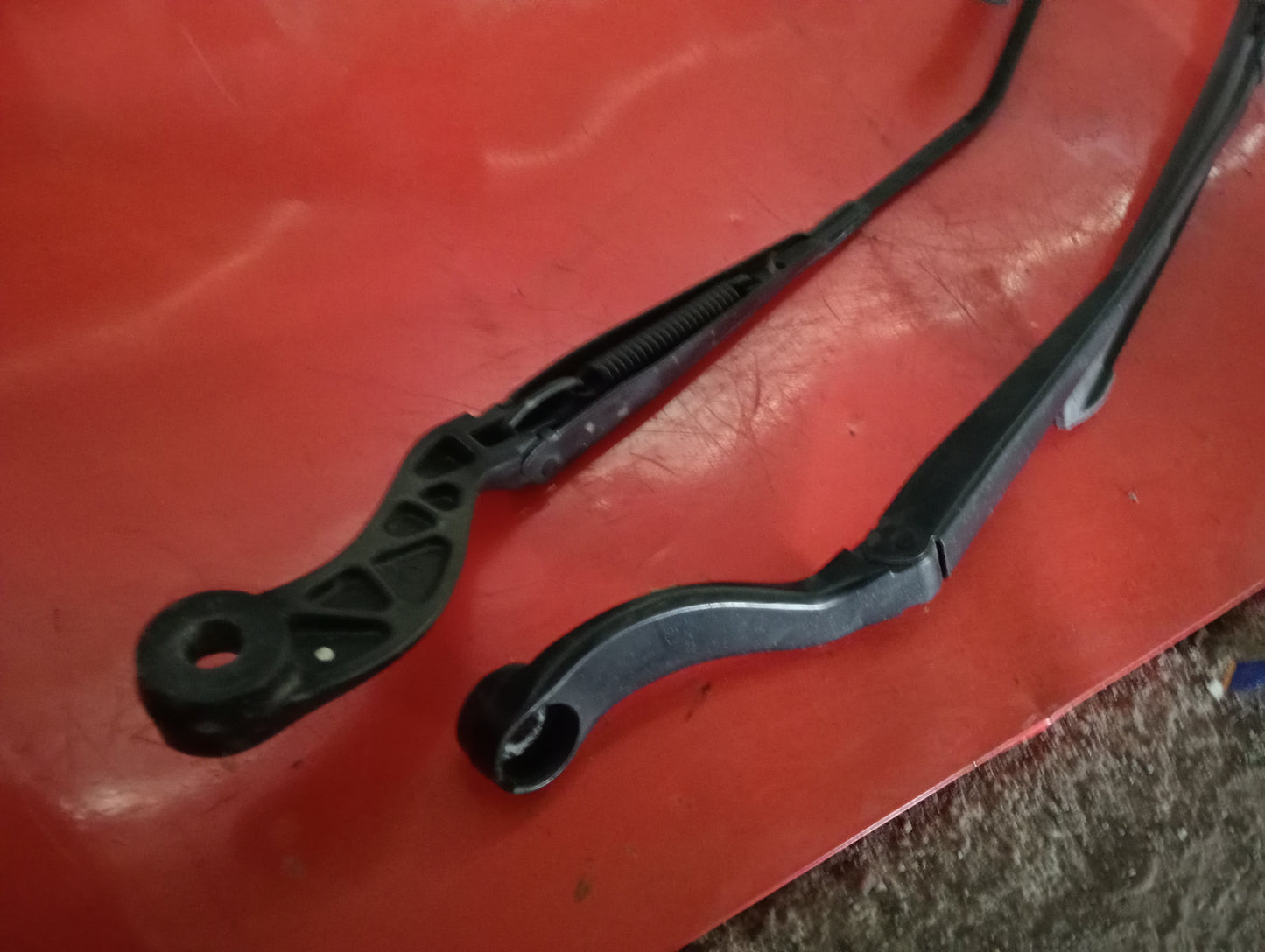 Ford Ecosport | Titanium | Wiper Arm L&R