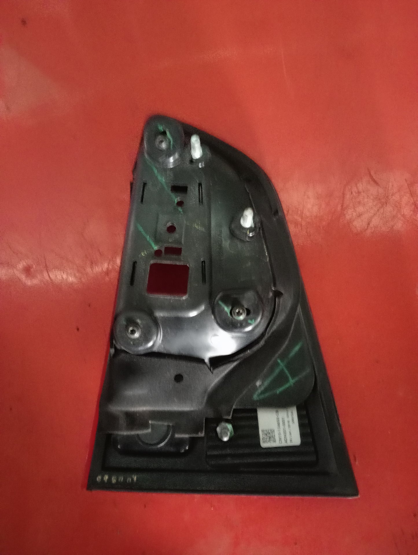 Ford Ecosport | Titanium | Tail Light Driver Side Garnish