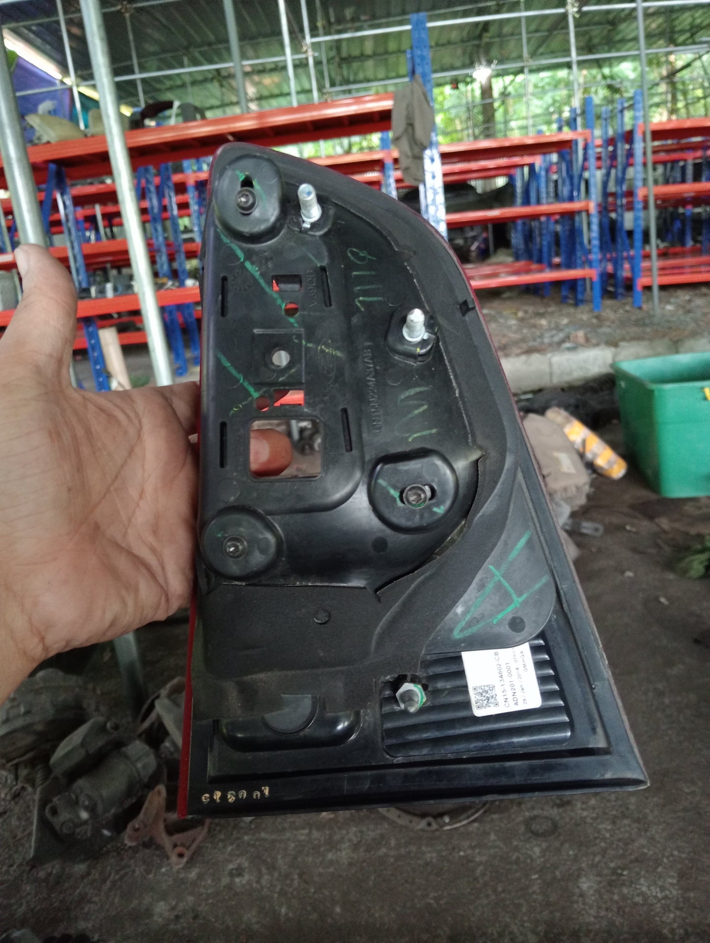 Ford Ecosport | Titanium | Tail Light Driver Side Garnish