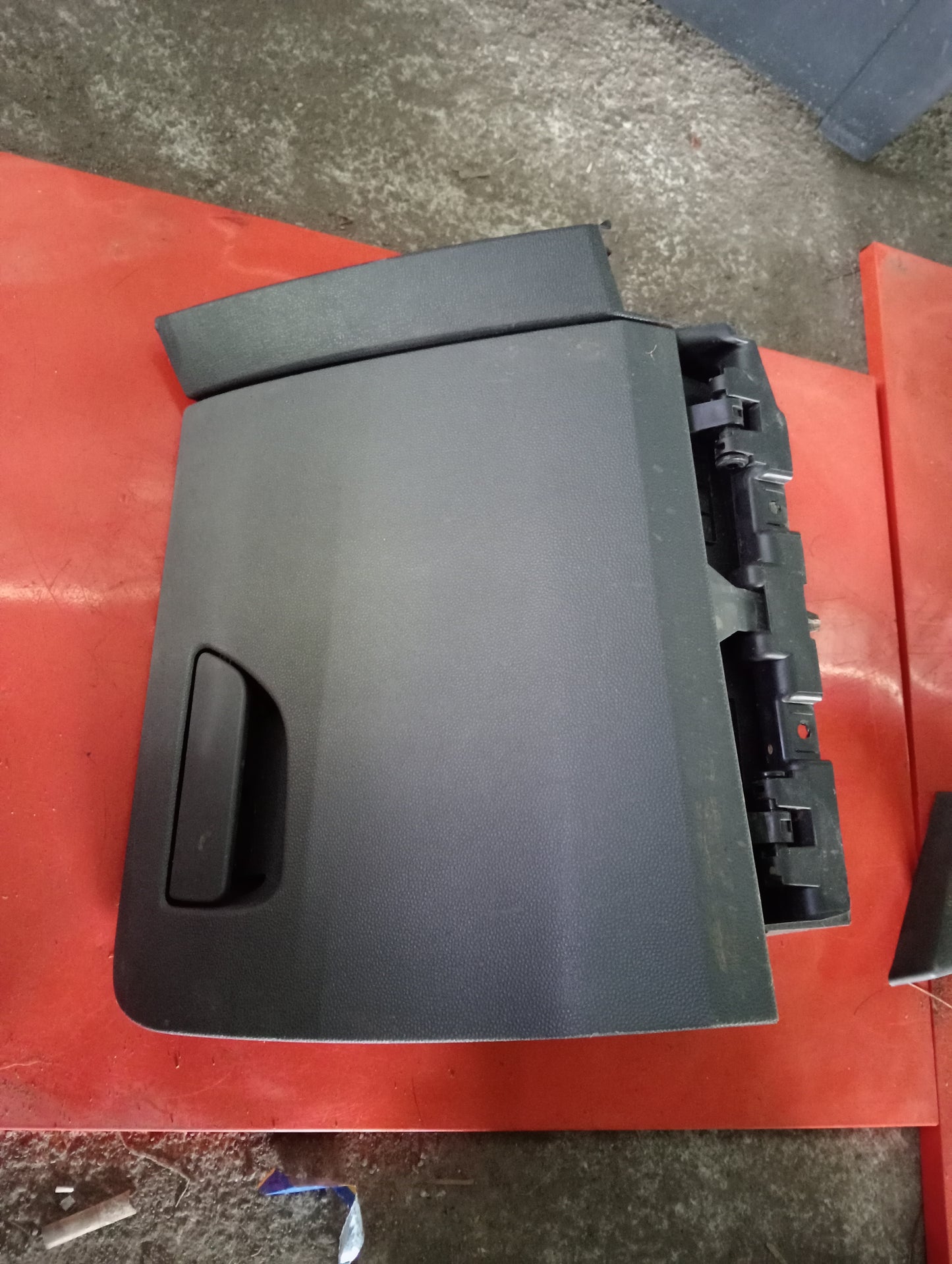 Ford Ecosport | Titanium | Glove Box