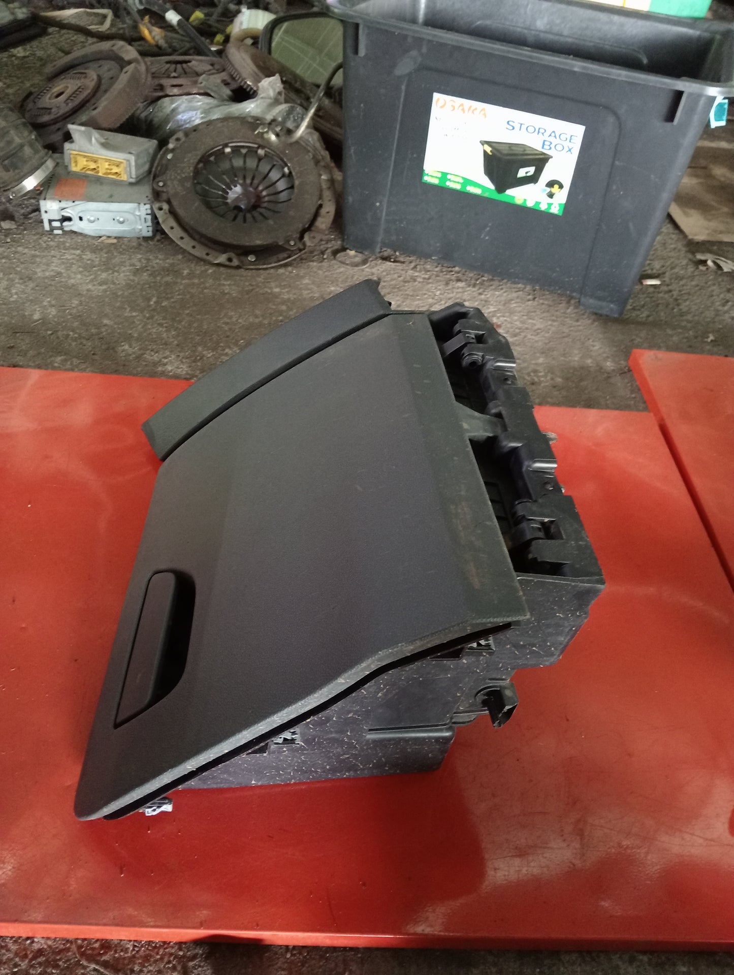 Ford Ecosport | Titanium | Glove Box