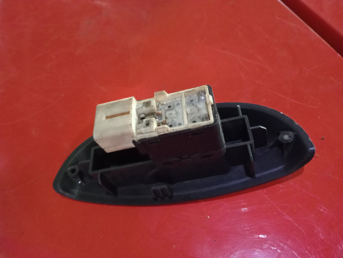 Chevrolet | Aveo | Passenger Side Window Switch