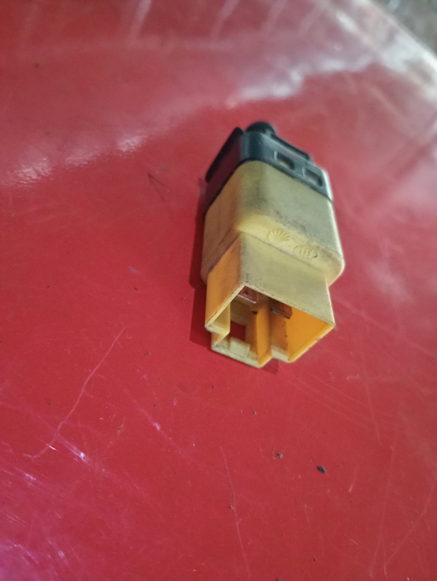 Chevrolet | Aveo | Brake Light Switch