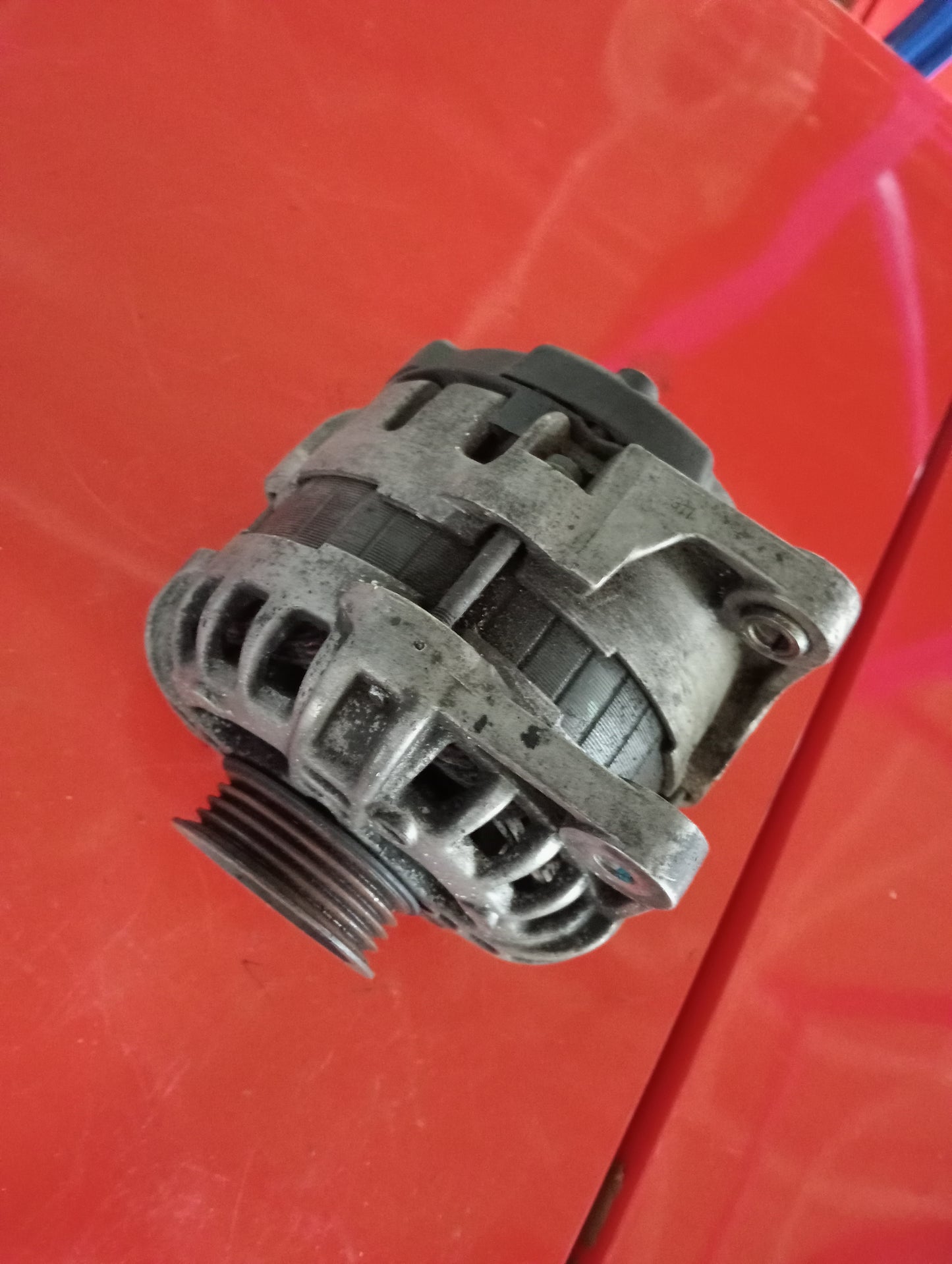 Ford Explorer | Eddie Bauer | Alternator