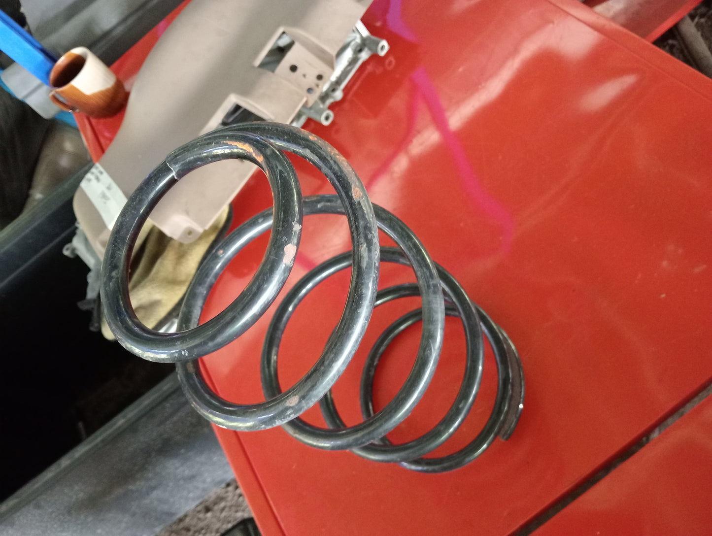 Ford Explorer | Eddie Bauer | Coil Spring
