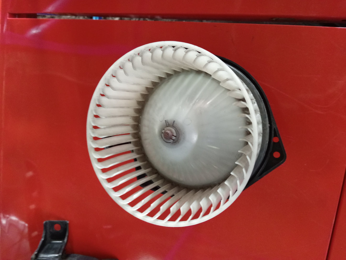 Mitsubishi | Cedia | Aircon Blower