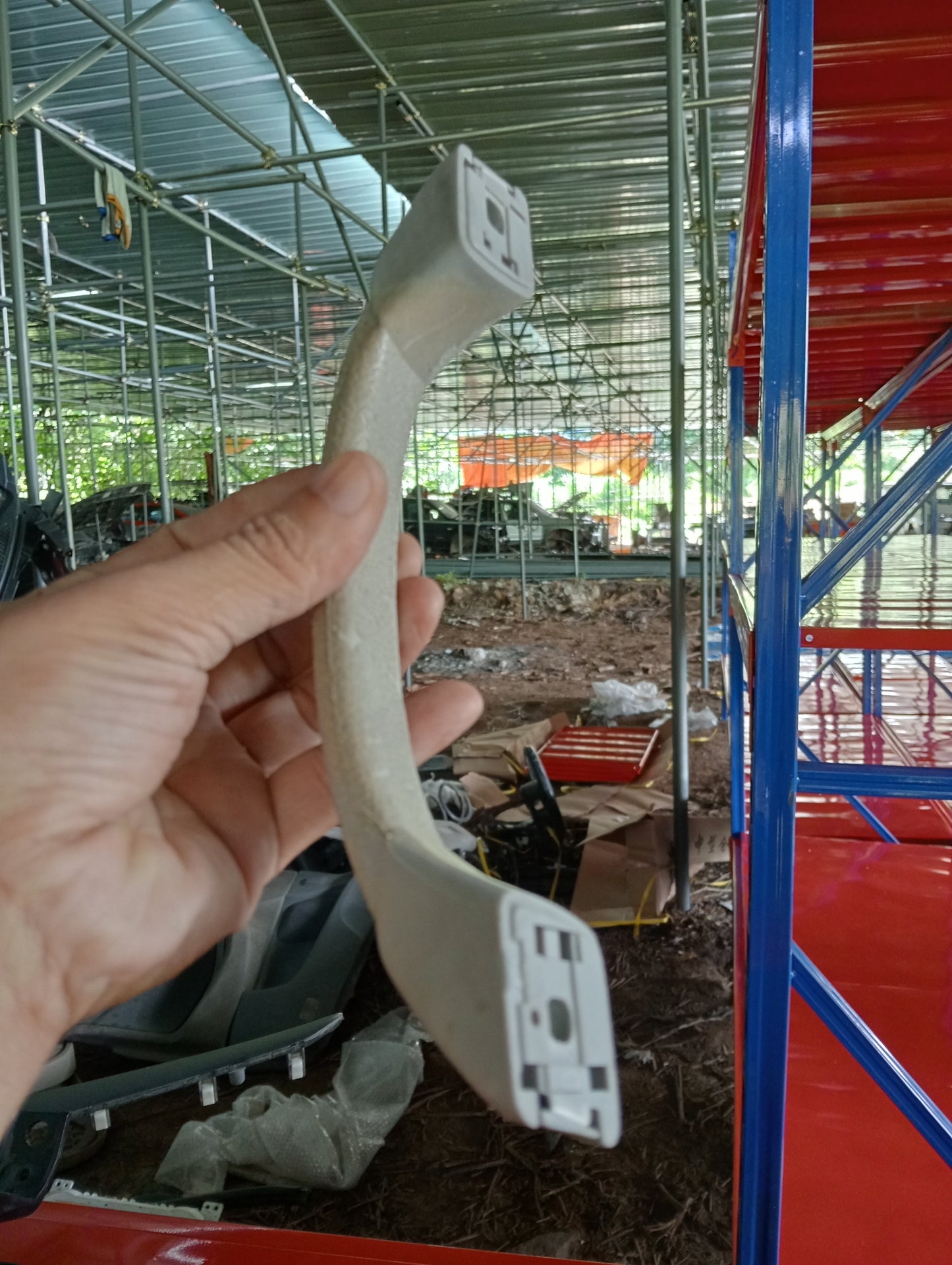 Mitsubishi | Cedia | Ceiling Handle