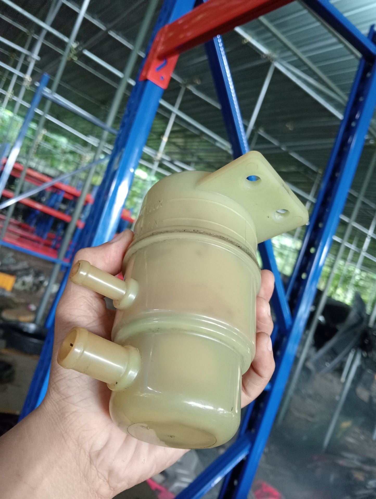 Mitsubishi | Cedia | Fluid Tank (No Cap)