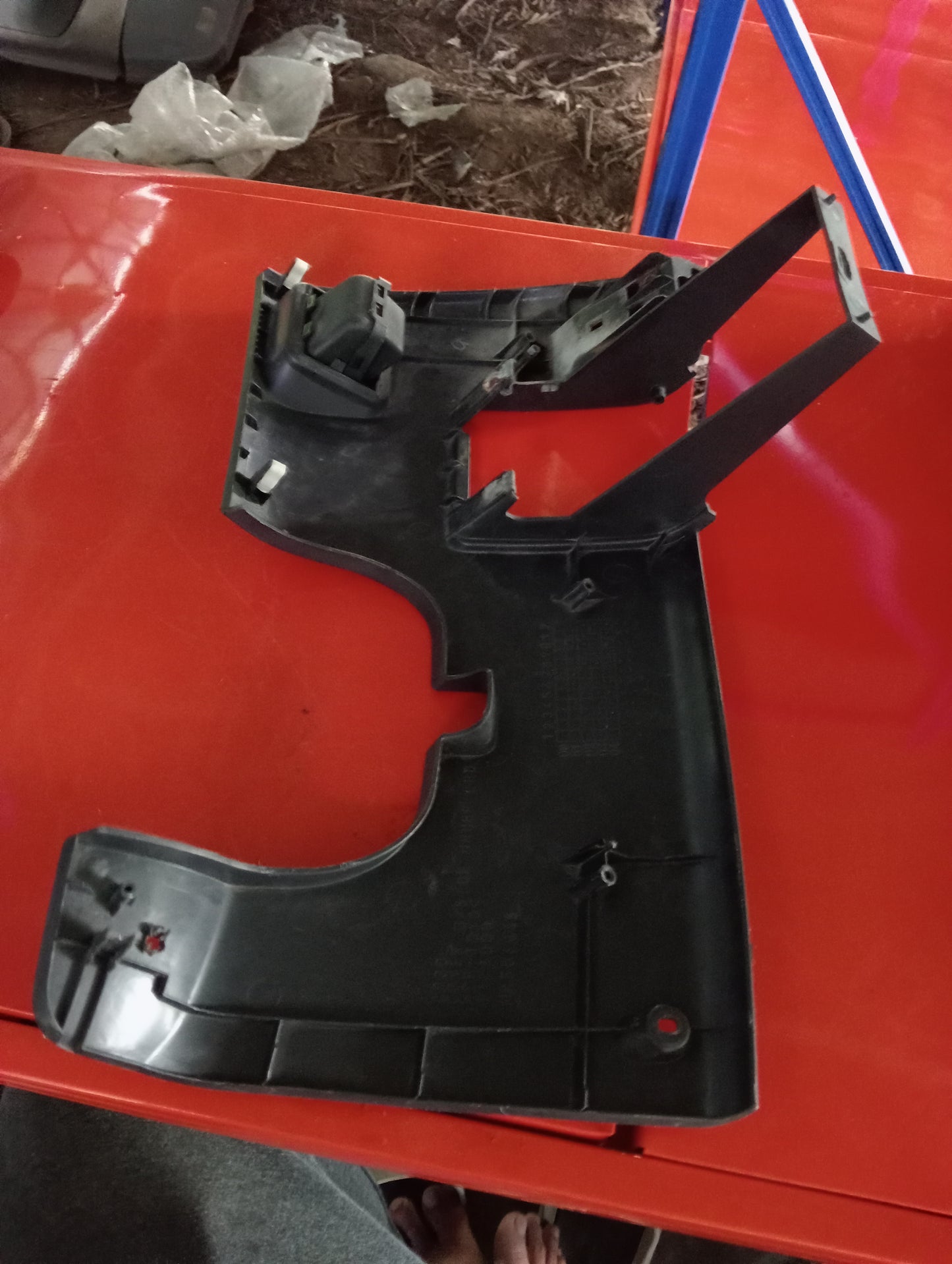 Mitsubishi | Cedia | Lower Dashboard Steering Cover