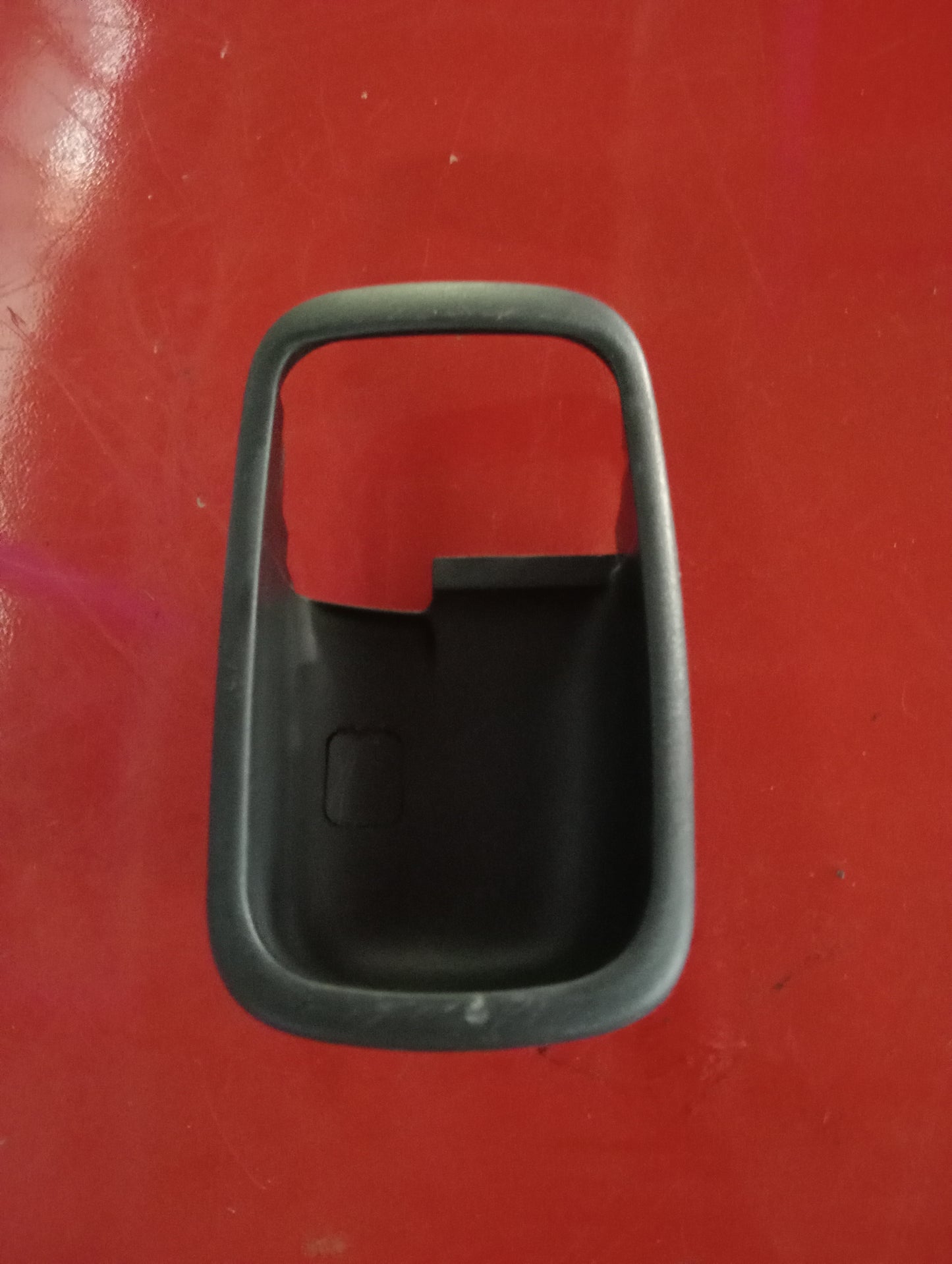 Mitsubishi | Cedia | Passenger Side Inner Door Handle Cover