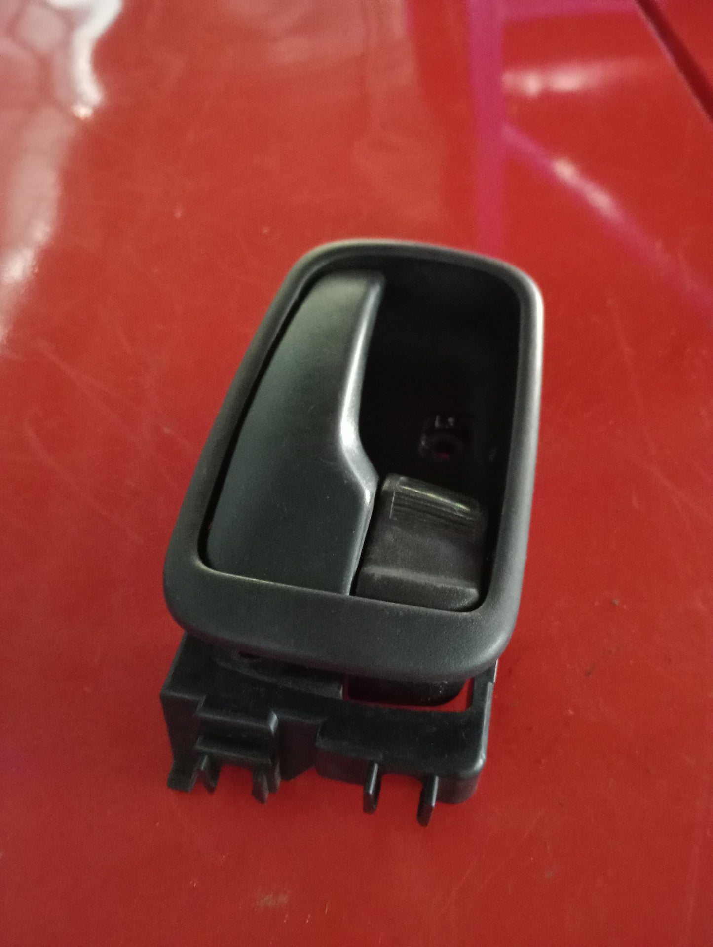 Mitsubishi | Cedia | Rear Passenger Side Inner Door Handle