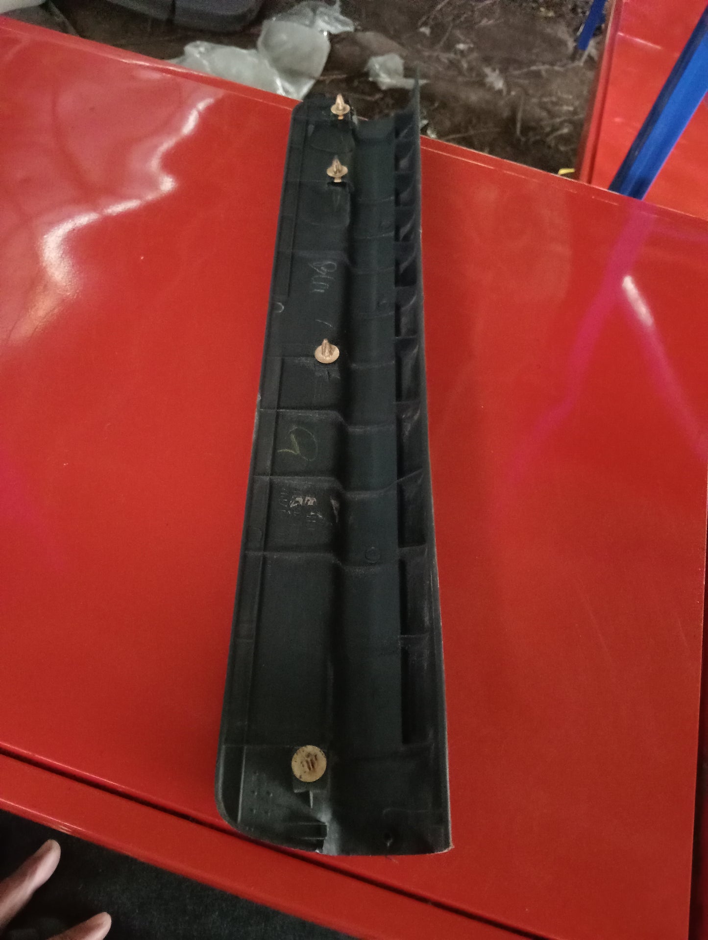 Mitsubishi | Cedia | Passenger Side Scuff Plate
