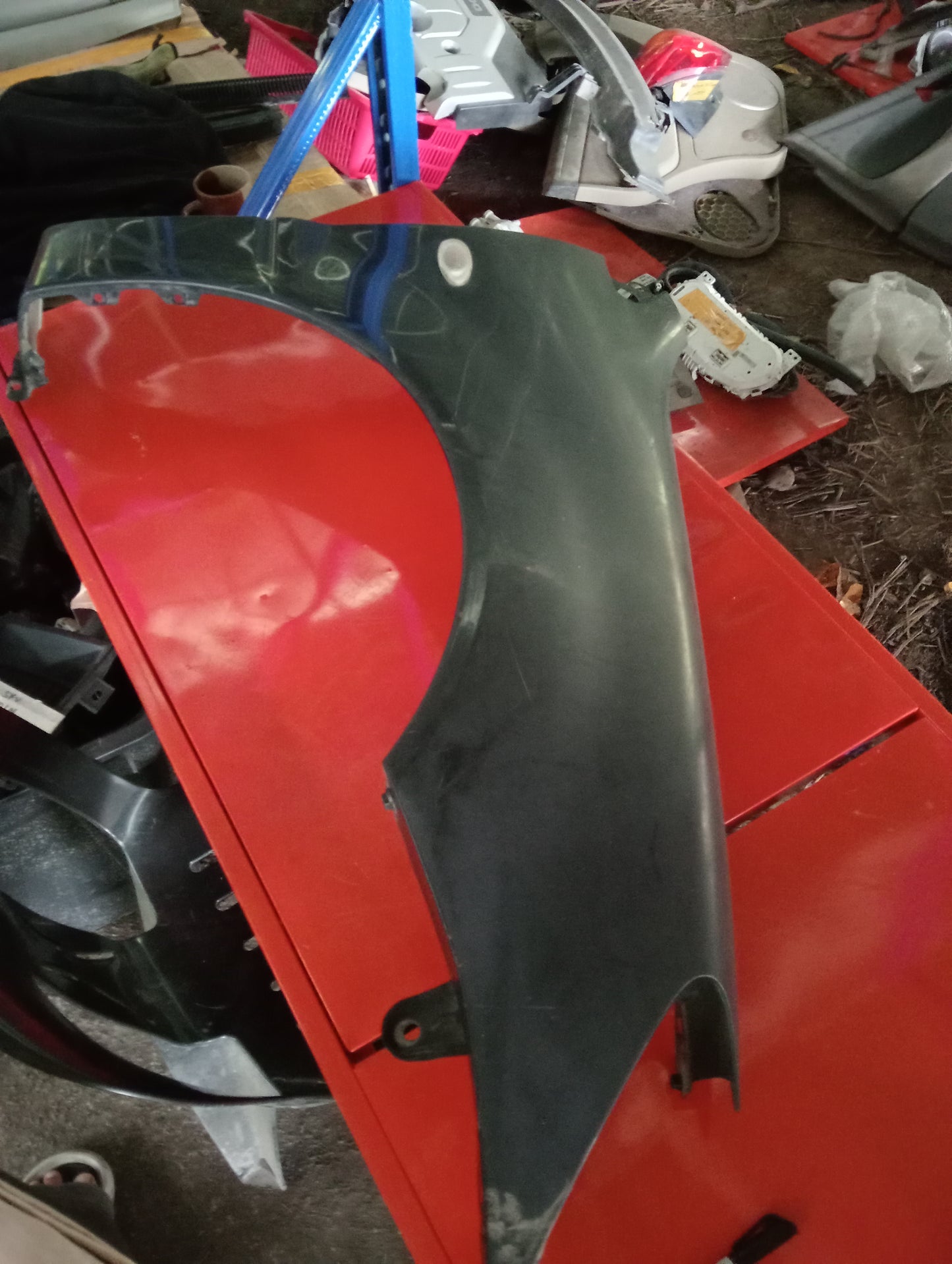 Mitsubishi | Cedia | Passenger Side Fender