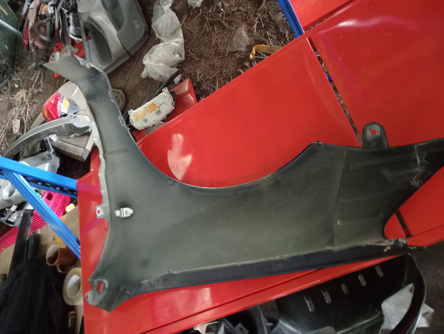 Mitsubishi | Cedia | Passenger Side Fender