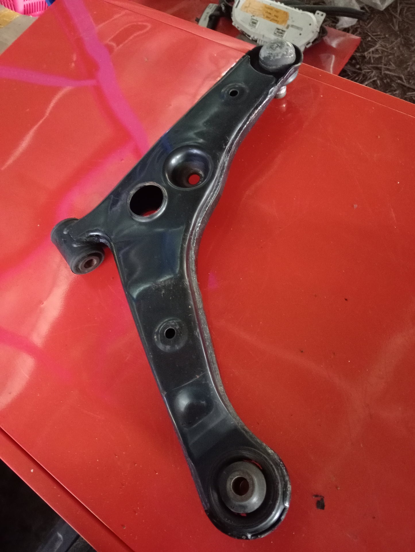 Mitsubishi | Cedia | Lower Arm Driver Side