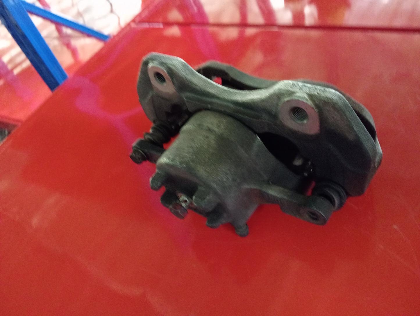 Mitsubishi | Cedia | Brake Caliper Driver Side