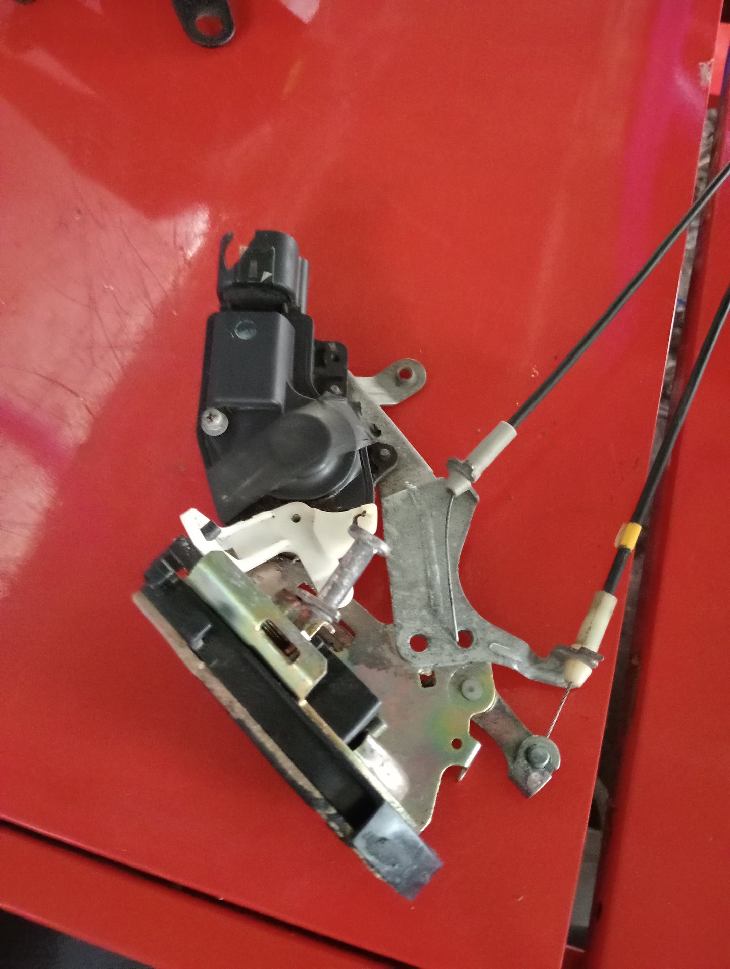 Toyota | Altis | 2005 | Actuator Lock Driver Side