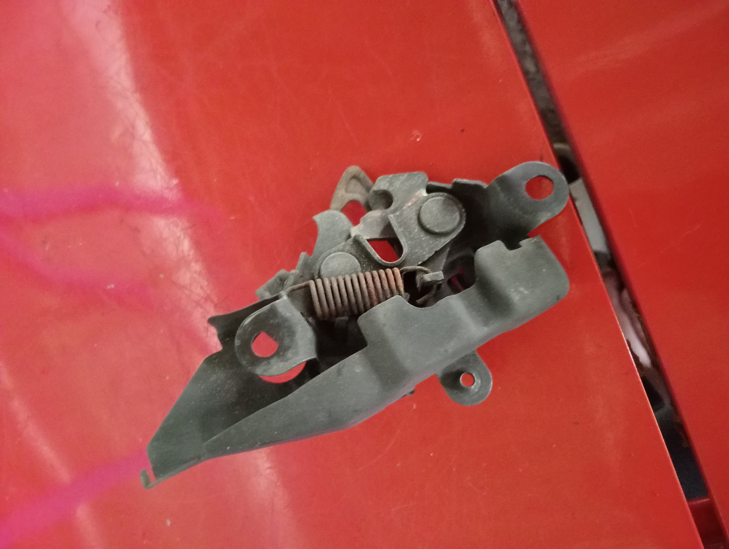 Toyota | Altis | 2005 | Hood Lock Actuator