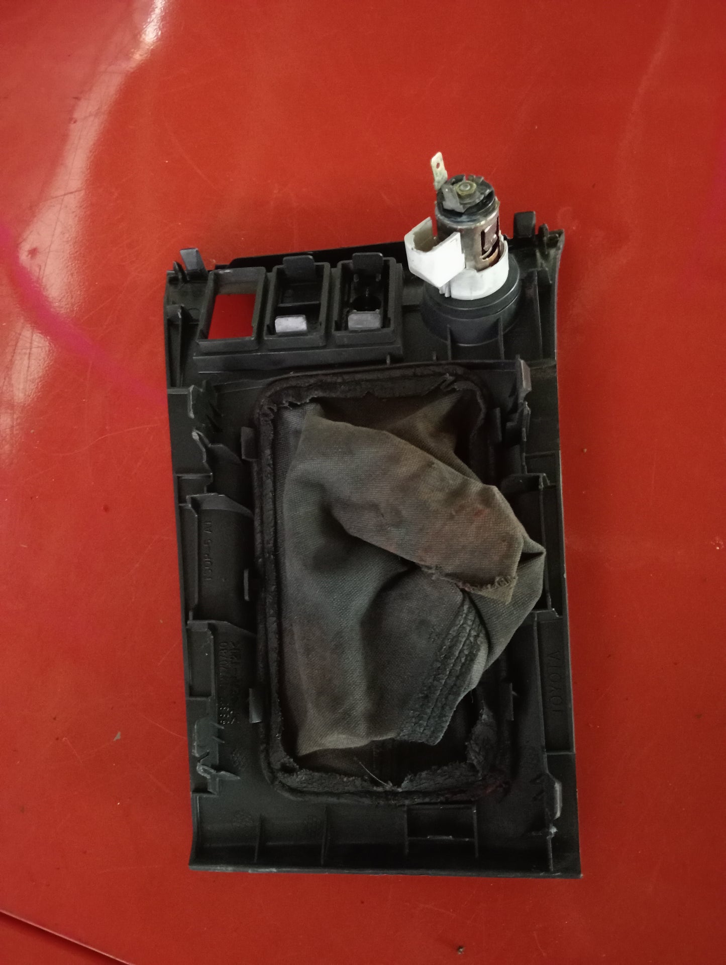 Toyota | Altis | 2005 | Shifter Cover