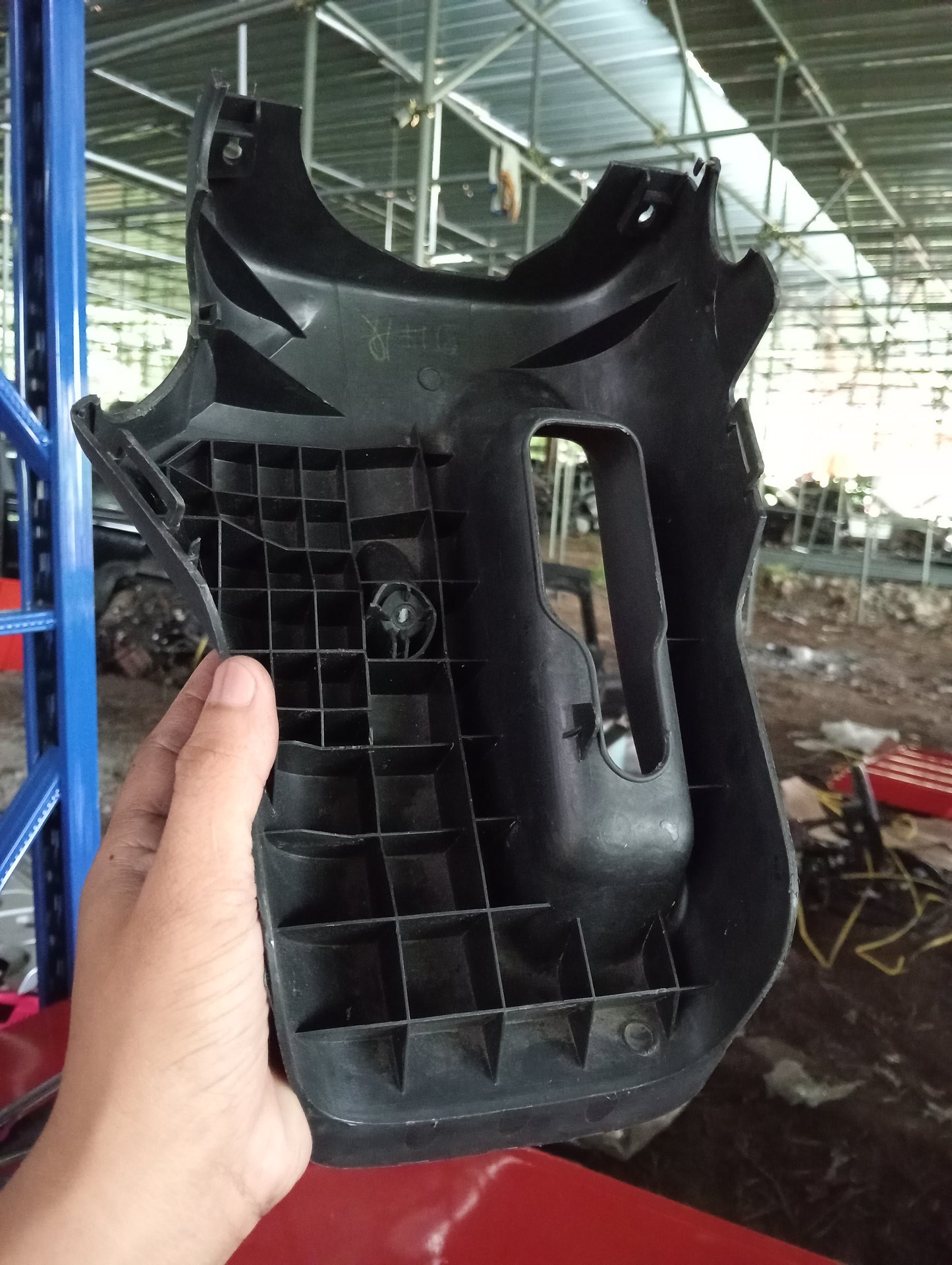 Toyota | Altis | 2005 | Lower Steering Column Cover