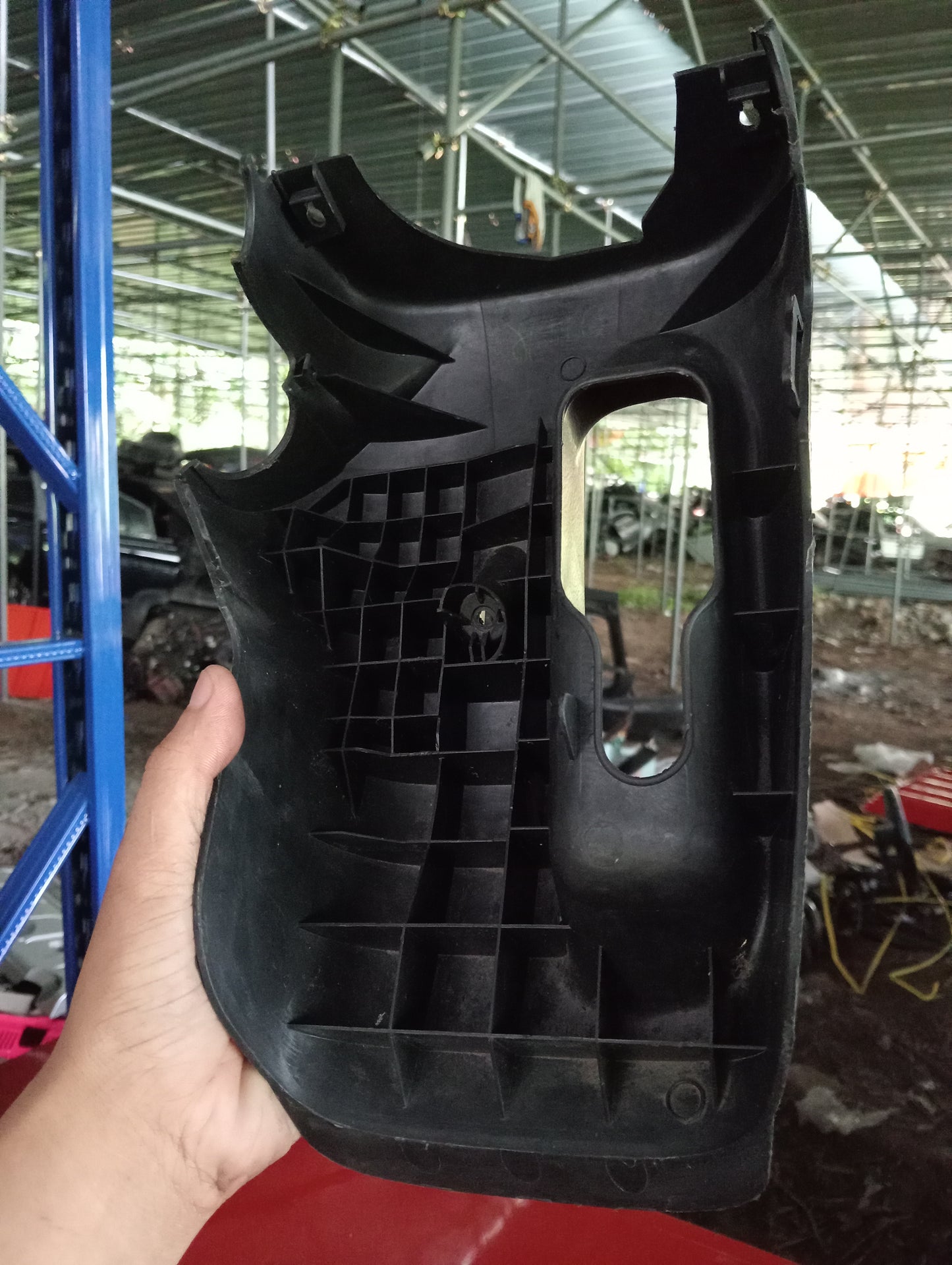 Toyota | Altis | 2005 | Lower Steering Column Cover