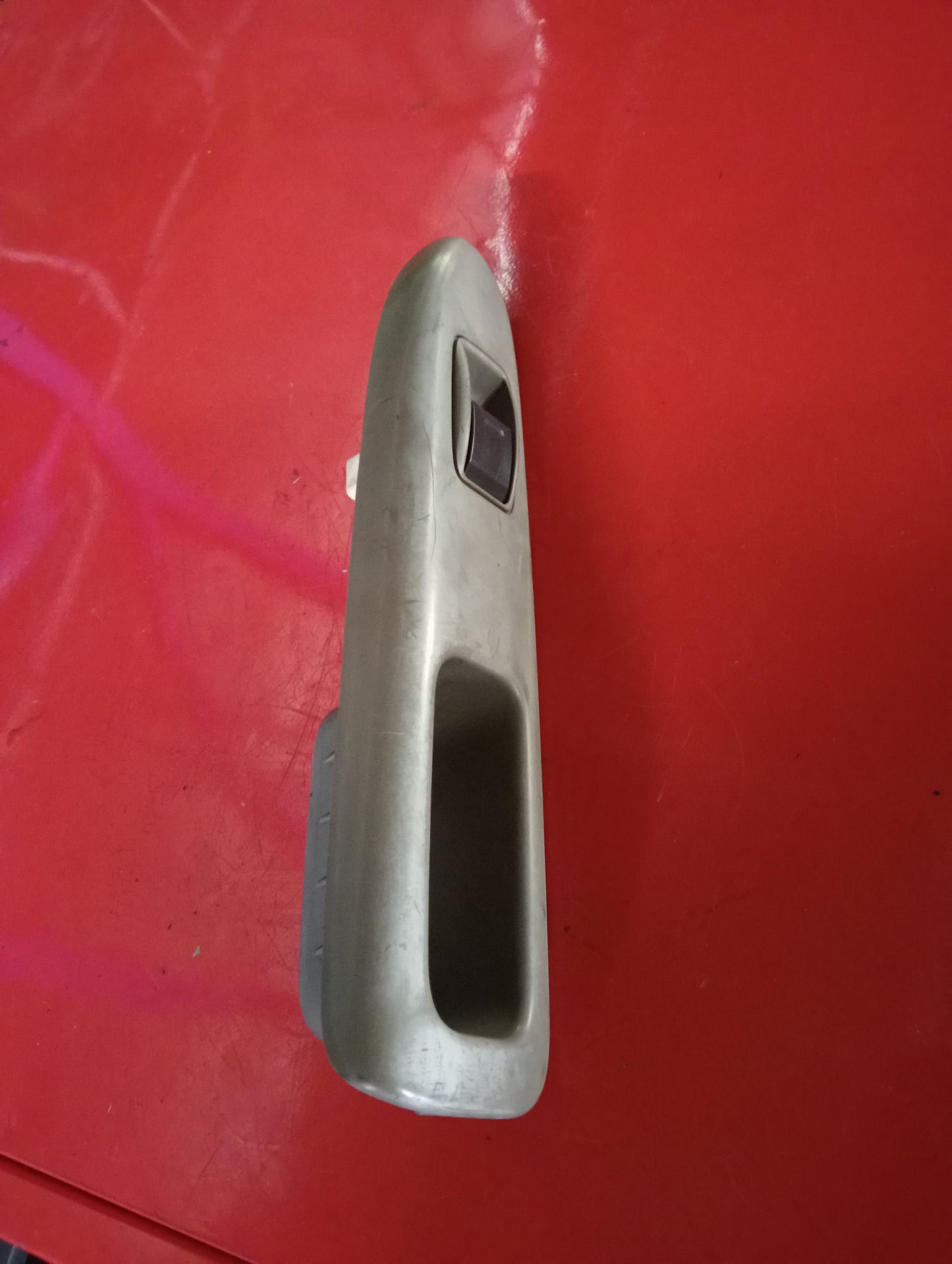 Toyota | Altis | 2005 | Window Switch With Cover Front Passenger Side