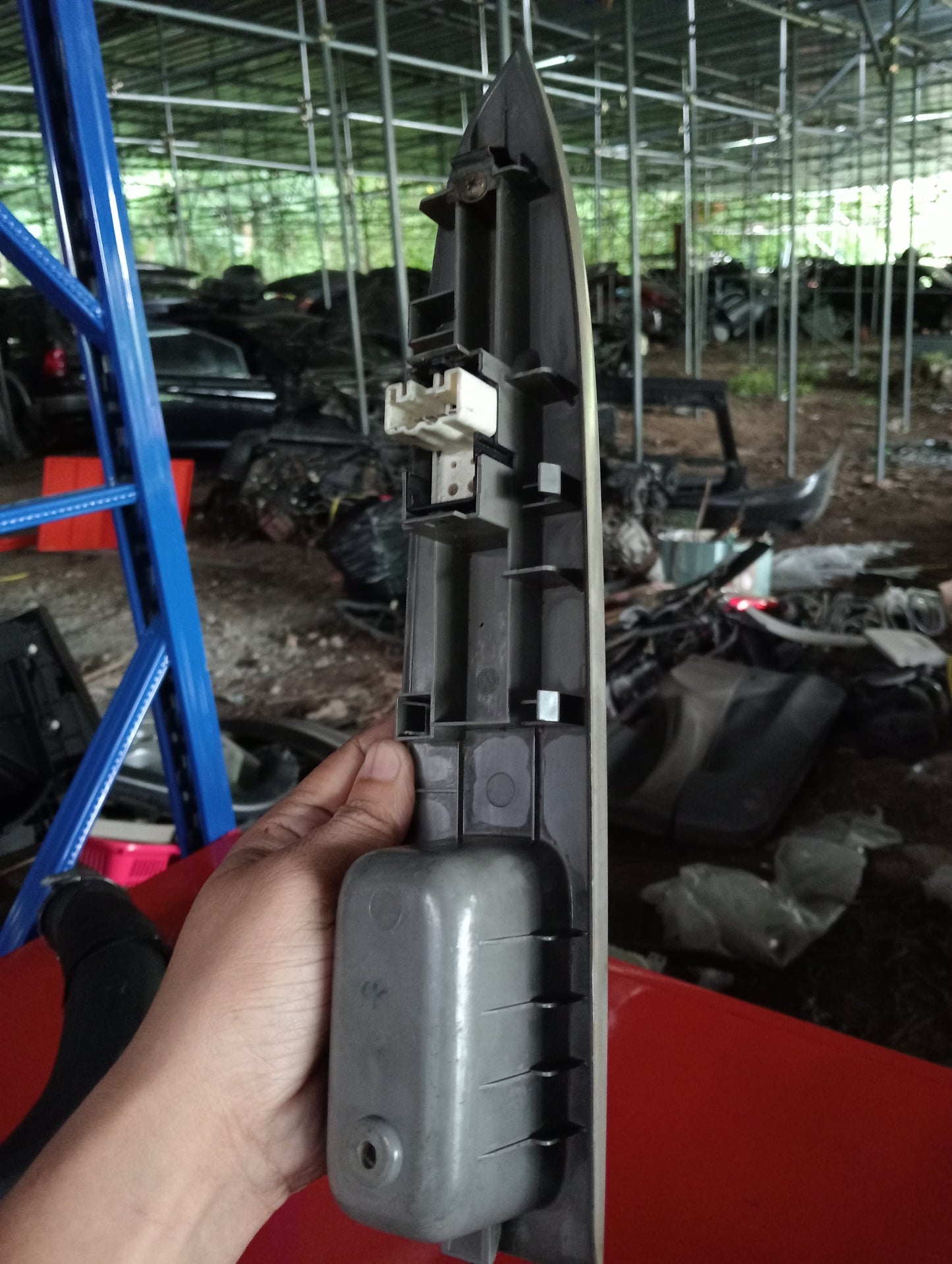 Toyota | Altis | 2005 | Window Switch With Cover Rear Passenger Side