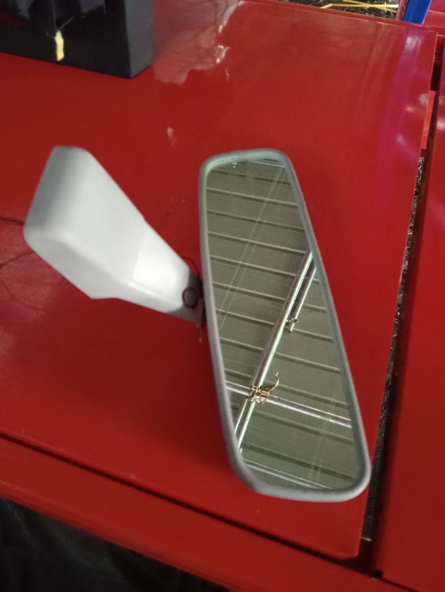 Toyota | Altis | 2005 | Rear View Mirror