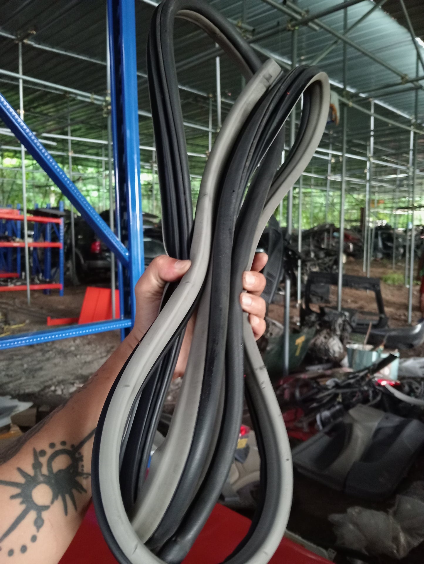 Chevrolet | Aveo | Front Driver Side Rubber Mouldings