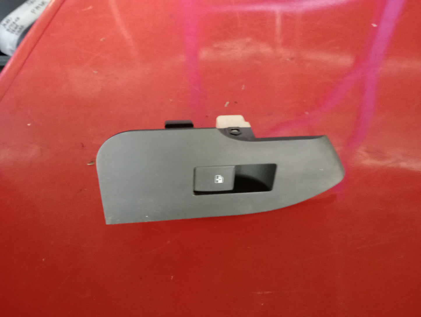 Toyota | Altis | 2005 | Window Switch Rear Driver Side