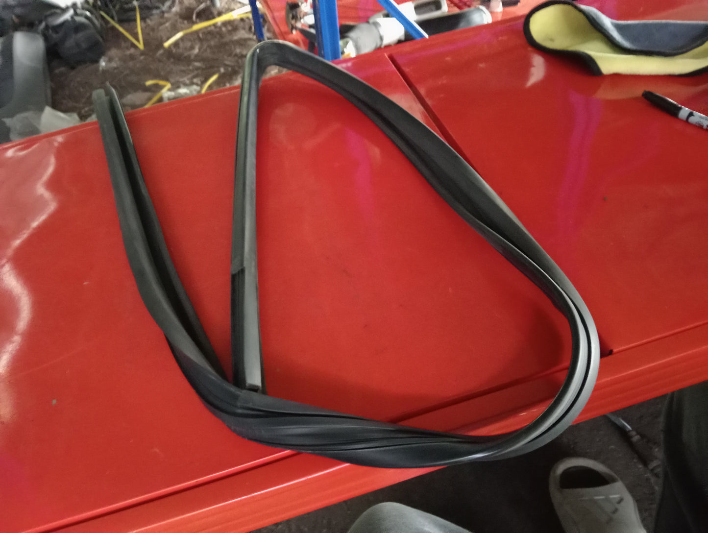 Chevrolet | Aveo | Rear Passenger Side Rubber Mouldings