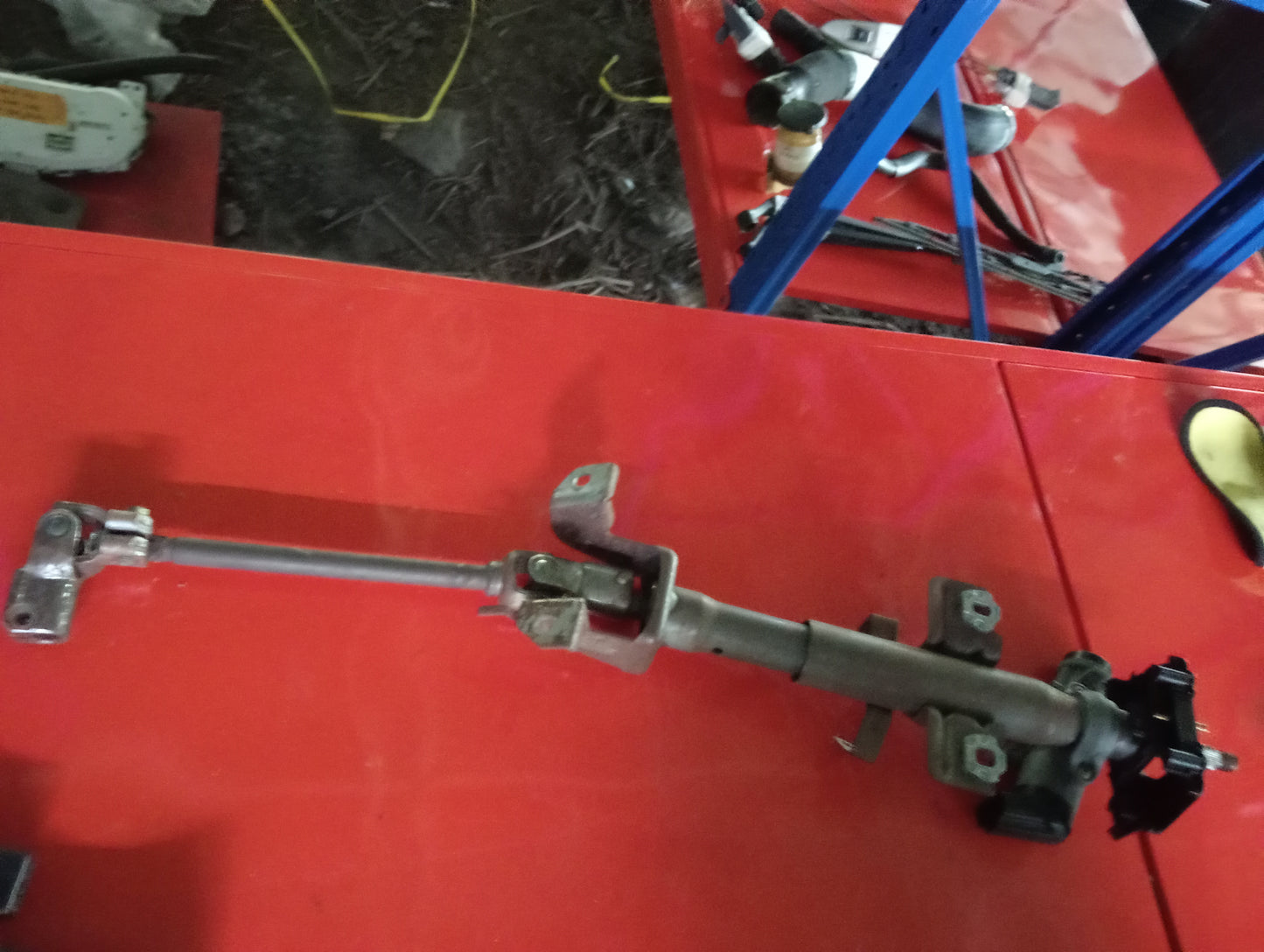Chevrolet | Aveo | Steering Column With Ignition Switch