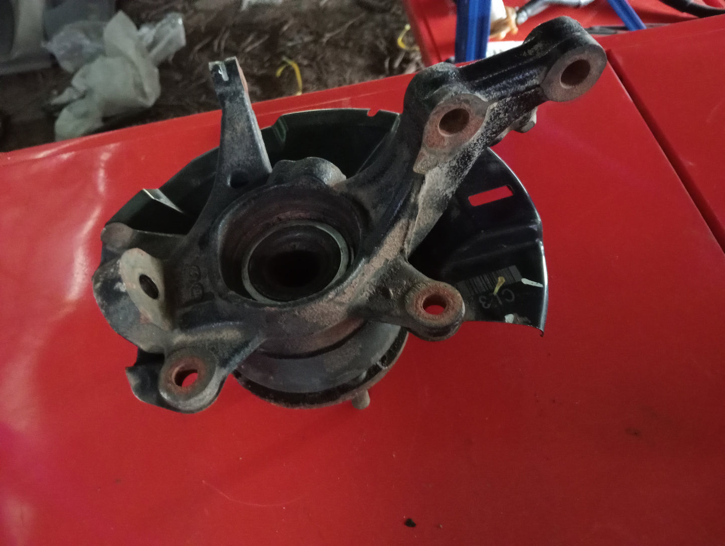 Hyundai Accent | CRDI | Spindle With Hub Driver Side