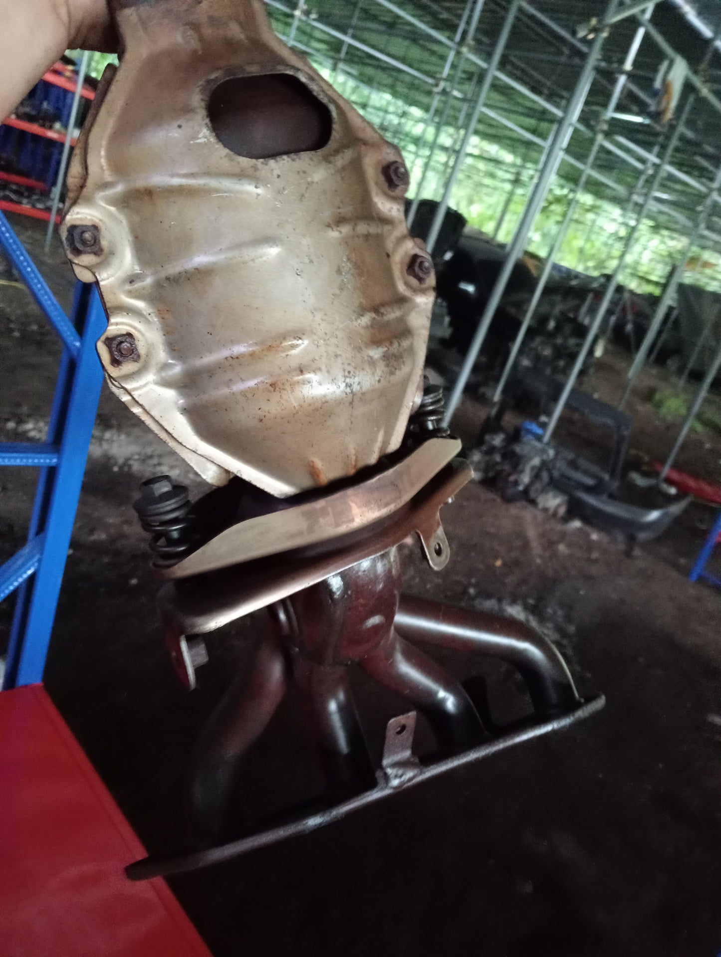 Nissan | Almera | Catalytic