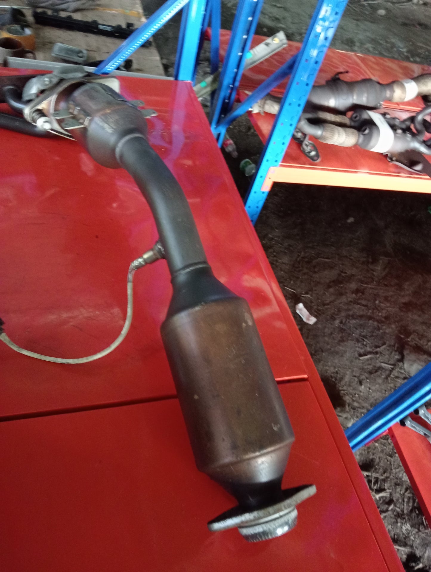 Nissan | Almera | Catalytic