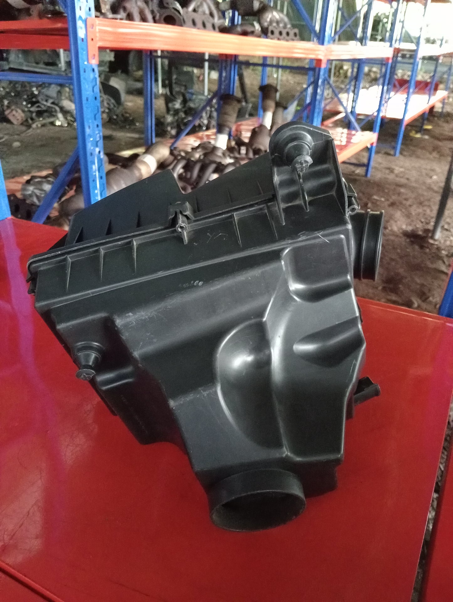 Ford Focus | 1.8 | Gas | Air Filter Box