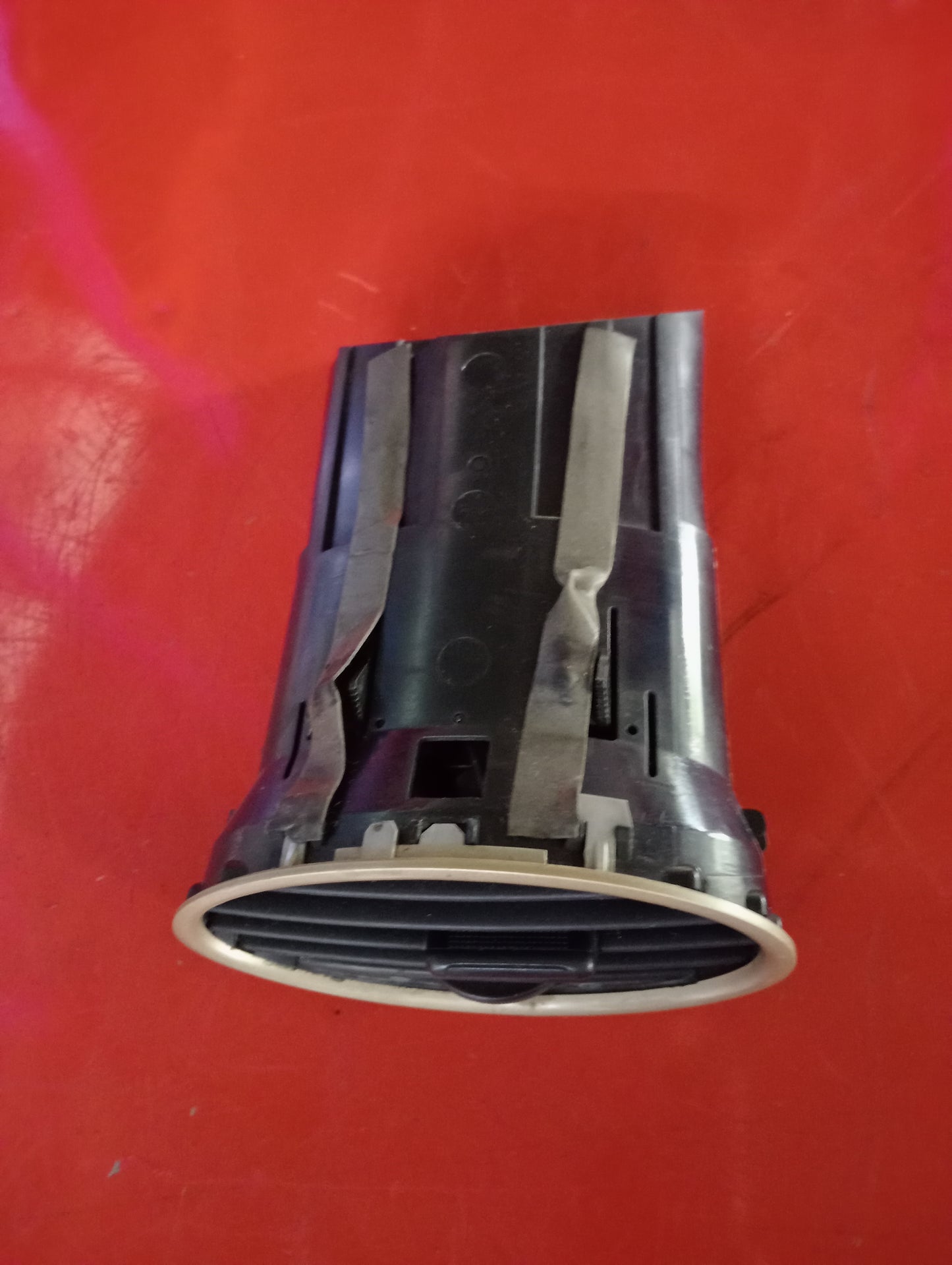 Ford Focus | 1.8 | Gas | Ac Vent