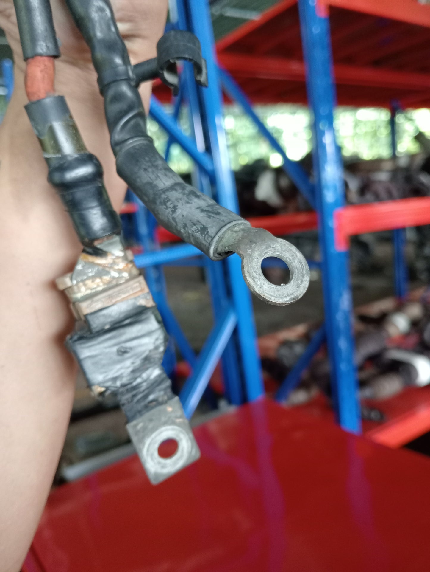 Ford Focus | 1.8 | Gas | Battery Wirings