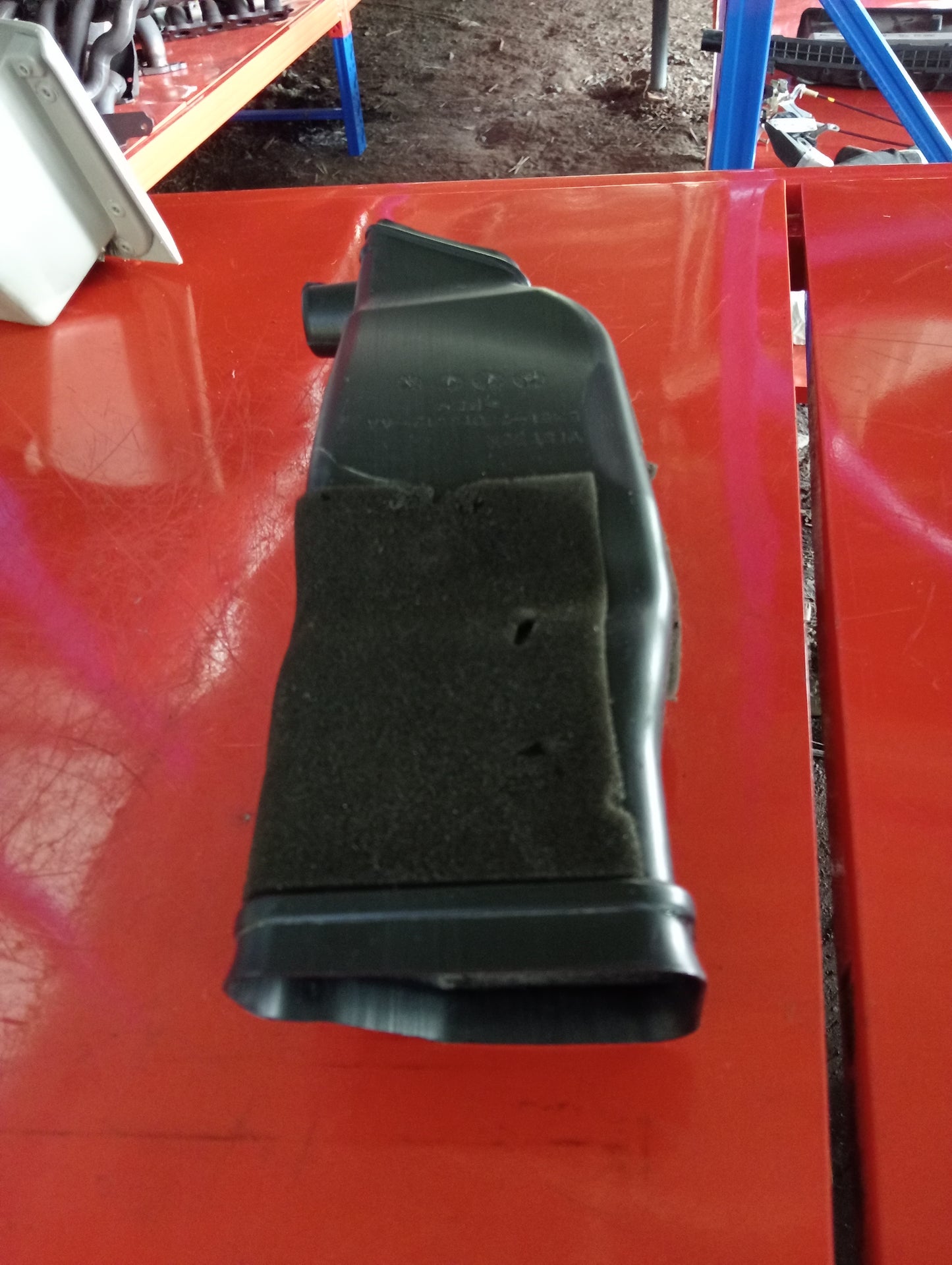 Ford Focus | 1.8 | Gas | Intake Air Pipe